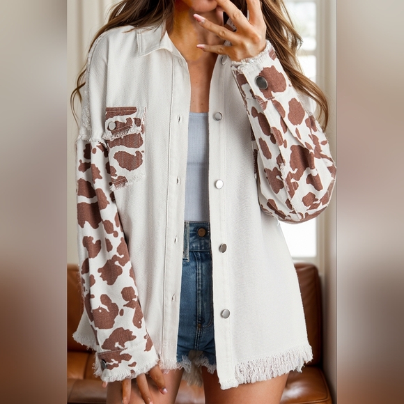 Cow Patchwork Oversized Denim Button-Up Collar Jean Jacket Frayed Exposed Seam - Picture 2 of 16